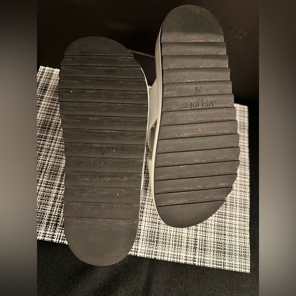J/SLIDES Sevy Platform Sandals NWOT - Picture 9 of 11
